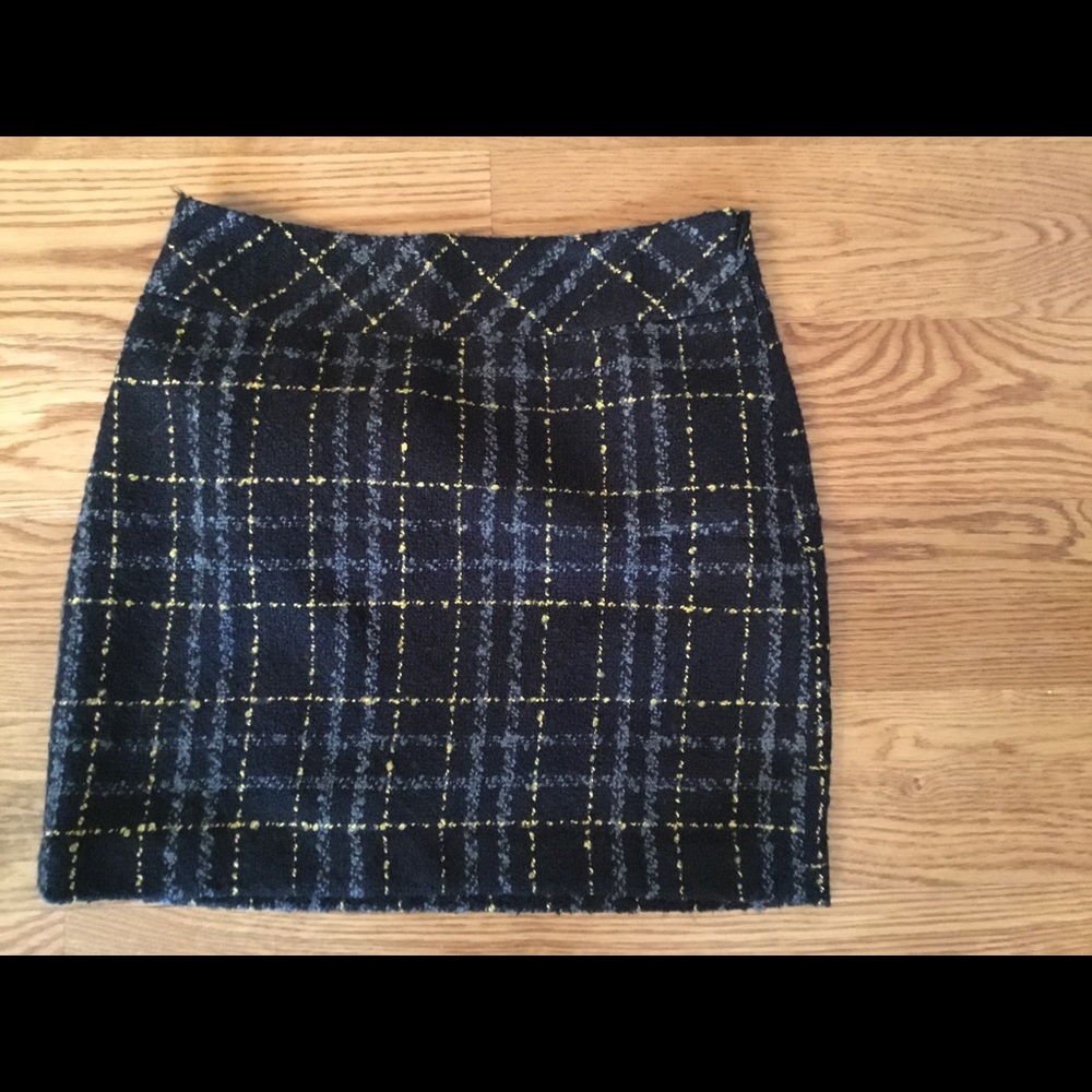 Perfect  fall Loft Skirt